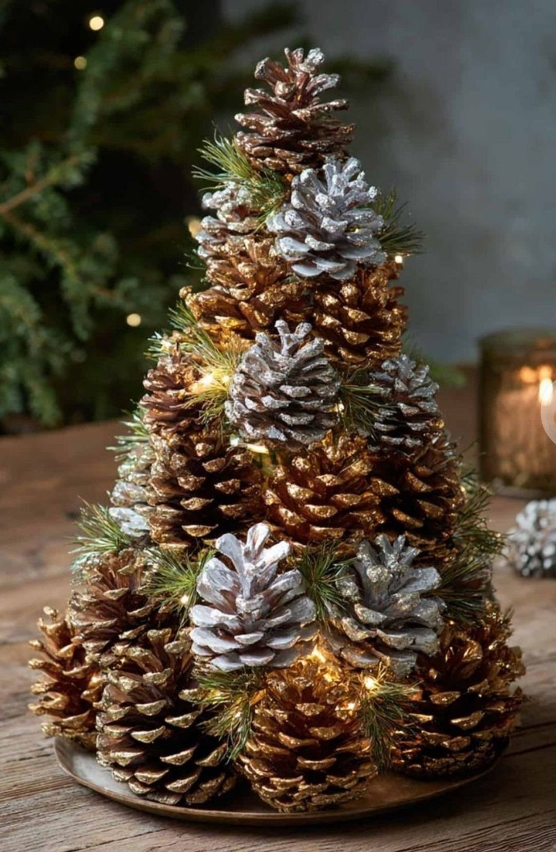 Natural Snow-Tipped Wooden Pine Cones (Pack of 12) – Rustic Christmas Tree Ornaments & Festive Hanging Decorations - Image 5